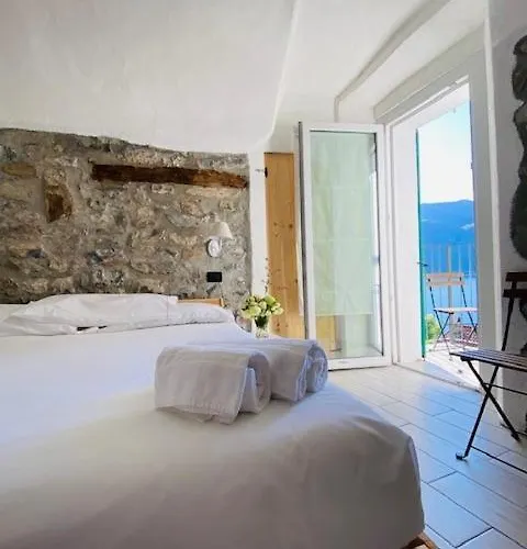 Casa Caterina Apartment Lezzeno